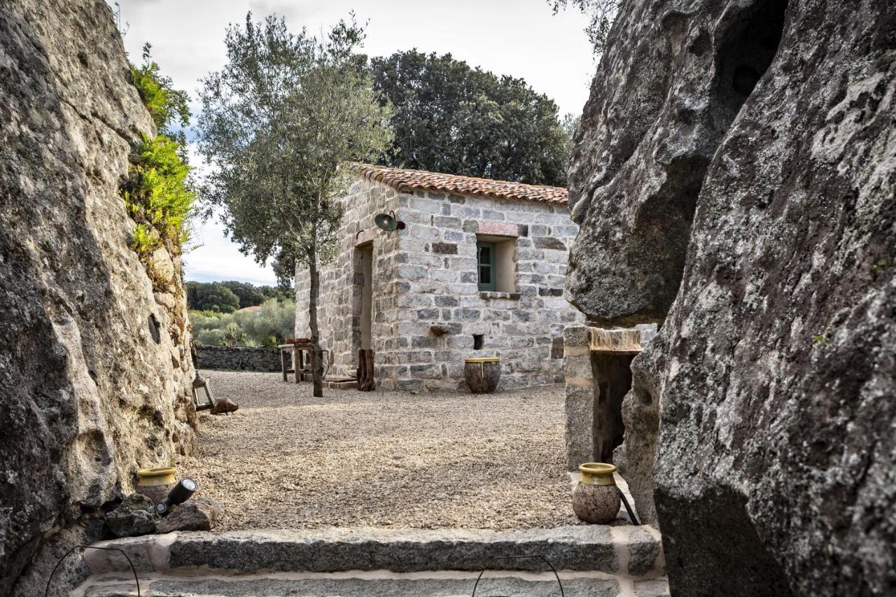 Gallicantu Stazzo Retreat Luogosanto ภายนอก รูปภาพ