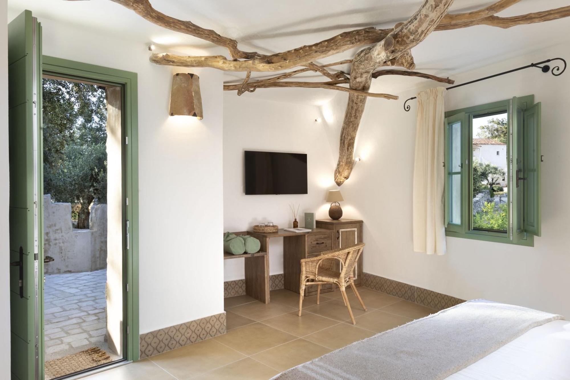 Gallicantu Stazzo Retreat Luogosanto ภายนอก รูปภาพ
